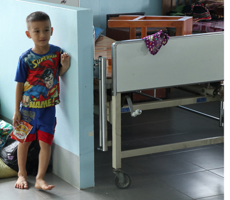 patient in mae tao clinic
