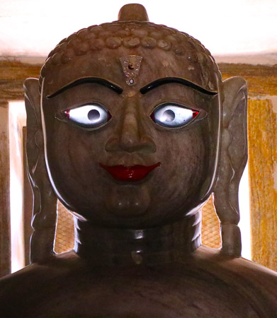 ranakpur jain temple detail 9